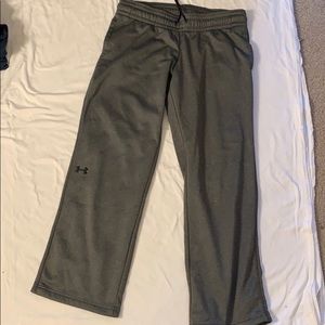 Gray underarmor sweatpants